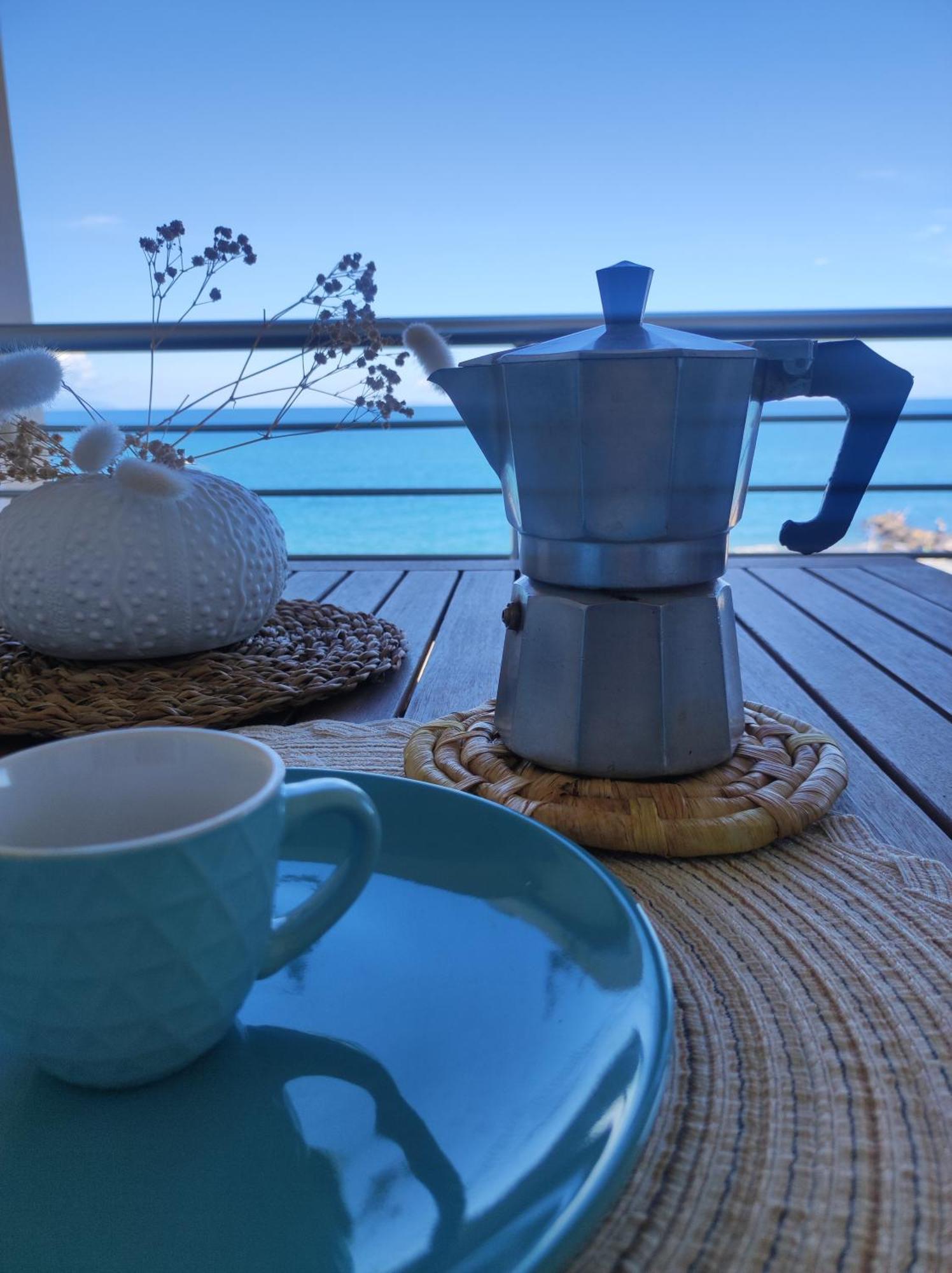 Appartamenti Vacanze Villa Meo Villafranca Tirrena Kültér fotó
