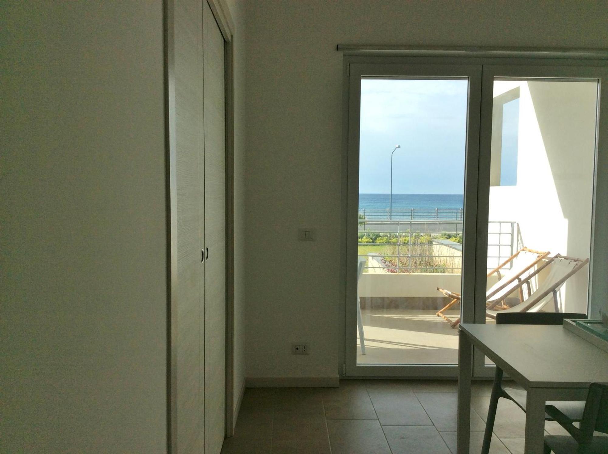 Appartamenti Vacanze Villa Meo Villafranca Tirrena Kültér fotó