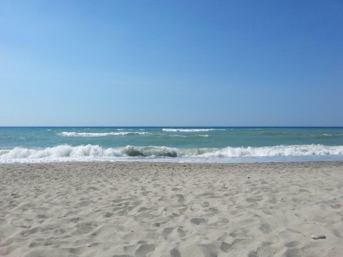 Appartamenti Vacanze Villa Meo Villafranca Tirrena Kültér fotó